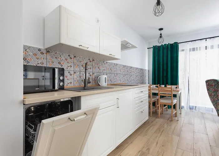 Charming Little Laguna With & Fitness By Renters *